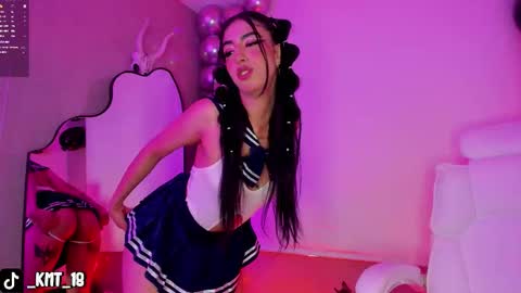 Snapshot of kendra_miller07_ chatting on 10.10.25 Kendra online show from 10.10.25