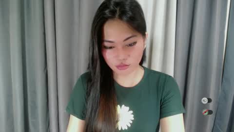 Snapshot of kendra_slut chatting on 02.28.25 K E N D R A online show from 02.28.25