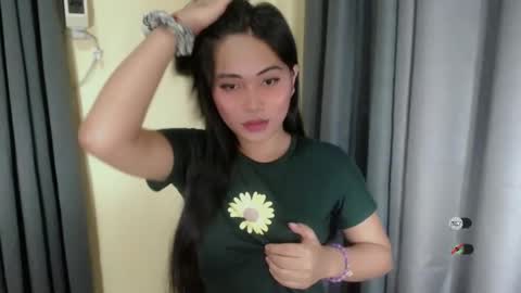 Snapshot of kendra_slut chatting on 03.11.25 K E N D R A online show from 03.11.25