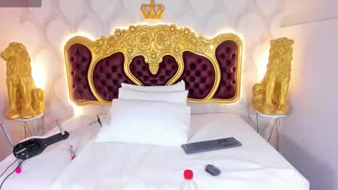 Kendral  online show from 10.16.25