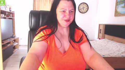 Snapshot of kendrasecrets chatting on 09.08.25 Kendra online show from 09.08.25