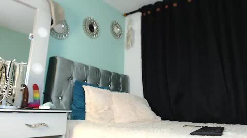 Chriss Morales online show from 02.08.25