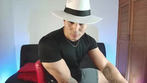 Snapshot of kenfit07 chatting on 01.10.26 kenfit07 online show from 01.10.26