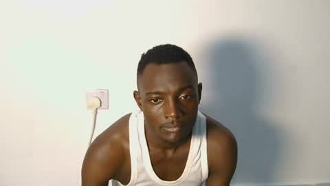 Kenia online show from 10.12.25