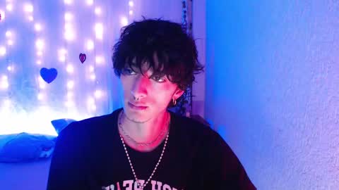 Snapshot of kenny__hot chatting on 02.26.25 kenny online show from 02.26.25