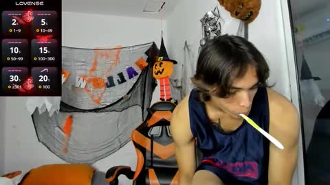 Snapshot of kenshi_roa chatting on 10.23.25 kenshi_roa online show from 10.23.25