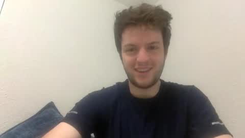 Snapshot of kentsensual chatting on 01.03.25 kentsensual online show from 01.03.25