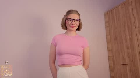 Lisa online show from 03.08.26