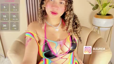 Keny Kitty  Onlyfans Kenayfoxx online show from 01.11.25