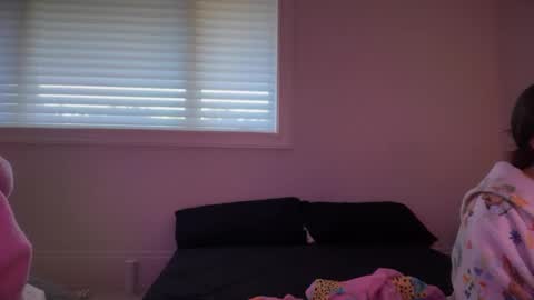 kenziesmithh online show from 09.22.25