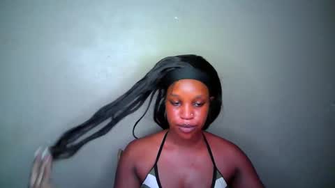 kering_lovly online show from 09.28.25