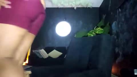 Snapshot of kerlinn2711 chatting on 02.17.26 dany wolf002 online show from 02.17.26