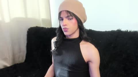 Snapshot of kerly_monroe chatting on 11.20.25 Kerly online show from 11.20.25