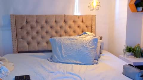 Kery Hillson online show from 02.19.26