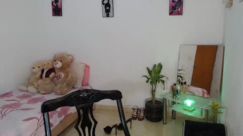 Mia  online show from 03.07.26