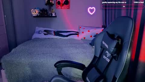 Snapshot of keti_moon chatting on 09.13.25 Keti 3 online show from 09.13.25