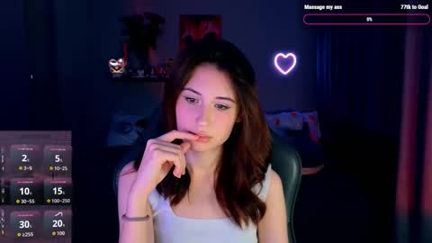 Snapshot of keti_moon chatting on 10.07.25 Keti 3 online show from 10.07.25