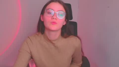 Snapshot of ketrin_pirsss chatting on 12.12.24 Ketrin online show from 12.12.24