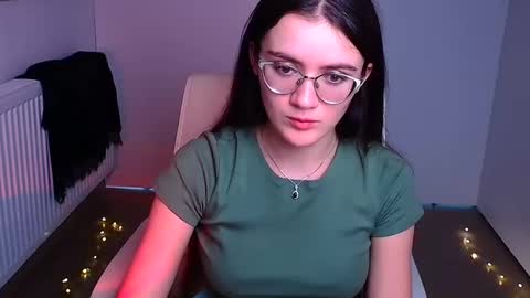 Snapshot of ketrin_pirsss chatting on 12.21.24 Ketrin online show from 12.21.24
