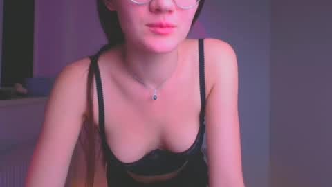 Snapshot of ketrin_pirsss chatting on 01.09.25 Ketrin online show from 01.09.25