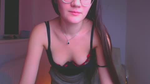 Snapshot of ketrin_pirsss chatting on 01.10.25 Ketrin online show from 01.10.25