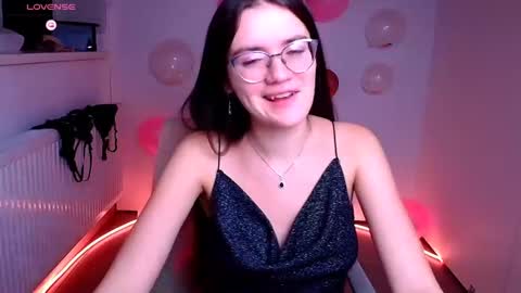 Snapshot of ketrin_pirsss chatting on 02.13.25 Ketrin online show from 02.13.25