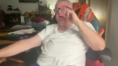 Snapshot of kev92569 chatting on 12.20.24 kev92569 online show from 12.20.24