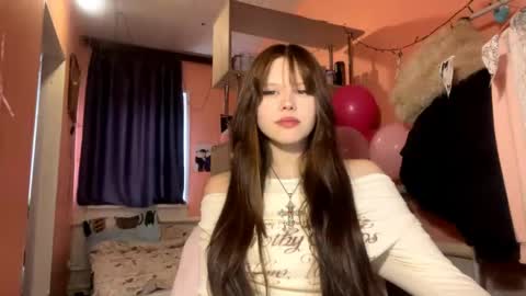 Lina online show from 04.17.26