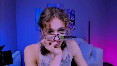 kevi here online show from 09.23.25