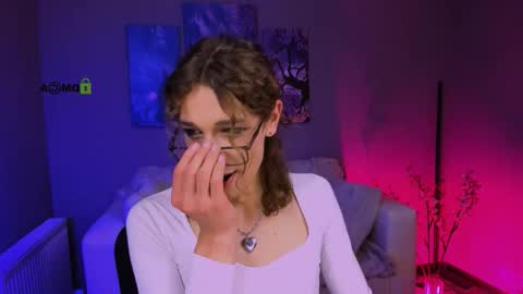 kevi here online show from 09.29.25