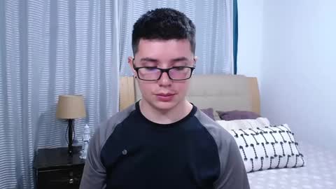 Kevin online show from 04.12.26