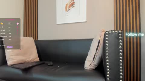 Snapshot of kevinn_blue chatting on 09.28.25 Sexy  Hot Kevin online show from 09.28.25