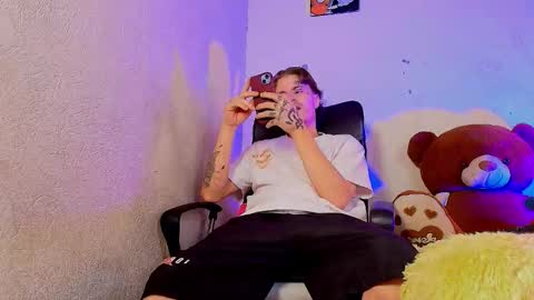 kevinperlas_ online show from 02.21.26