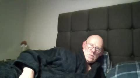Snapshot of kevlooking4sez chatting on 03.25.26 kevlooking4sez online show from 03.25.26