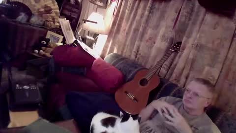 Snapshot of kevydaddyhubby2 chatting on 11.13.25 kevydaddyhubby2 online show from 11.13.25