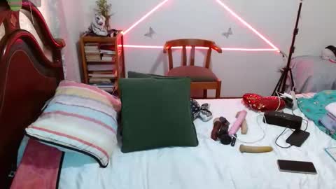 Snapshot of keyla_13 chatting on 10.18.25 keyla_13 online show from 10.18.25