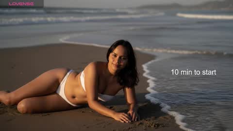 Snapshot of keyli_sweet chatting on 10.18.25 Keyla online show from 10.18.25