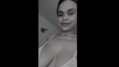 Snapshot of keyli_sweet chatting on 06.01.26 Keyla online show from 06.01.26