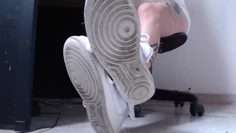 Snapshot of keylie_saenz28 chatting on 10.22.25     online show from 10.22.25