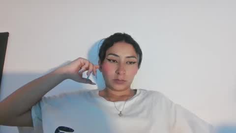 khaleesi_j online show from 03.12.25