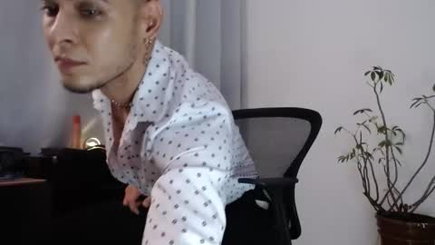 Snapshot of khalican chatting on 03.09.26 KhalicaN online show from 03.09.26