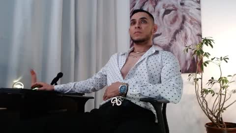 Snapshot of khalican chatting on 04.08.26 KhalicaN online show from 04.08.26