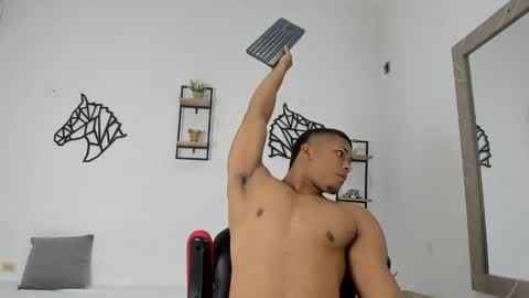 khen_west1 online show from 09.19.25