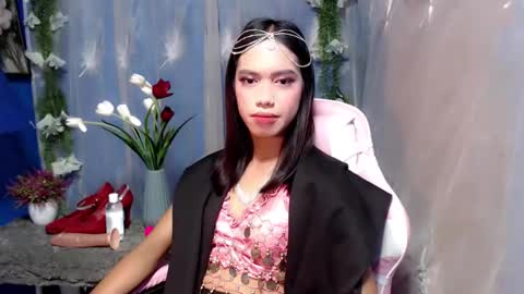 Snapshot of khirthy_lore chatting on 10.24.25 Khirthy online show from 10.24.25