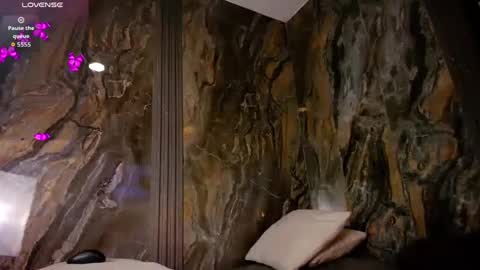 khler_angelis online show from 09.22.25