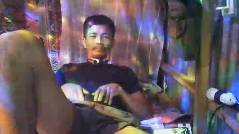 Nikko Coronado online show from 10.15.25