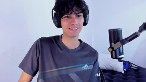 Snapshot of khozler_ chatting on 12.11.24 khozler_ online show from 12.11.24