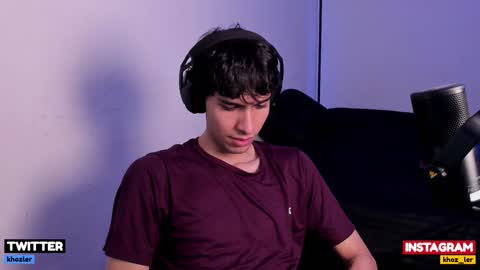 Snapshot of khozler_ chatting on 12.19.24 khozler_ online show from 12.19.24