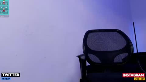 Snapshot of khozler_ chatting on 12.21.24 khozler_ online show from 12.21.24