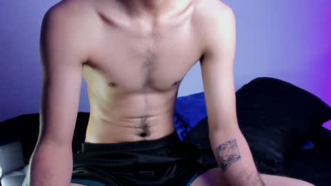 Snapshot of khozler_ chatting on 01.03.25 khozler_ online show from 01.03.25
